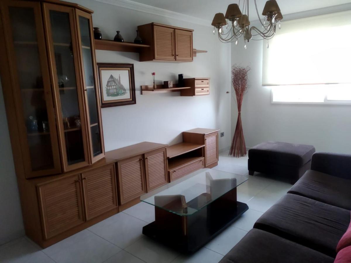 Amplio apartamento en Illa de Arousa, próximo a la playa Exterior foto