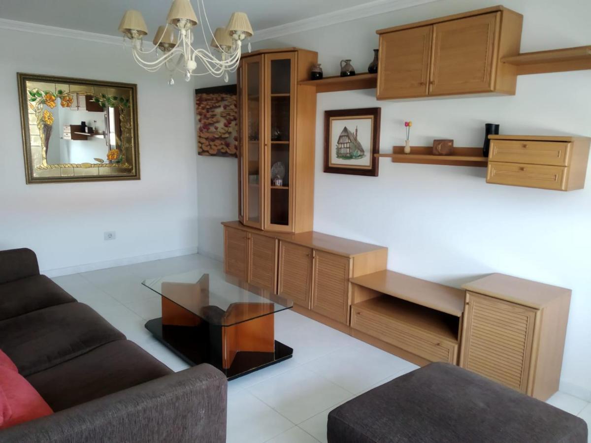 Amplio apartamento en Illa de Arousa, próximo a la playa Exterior foto