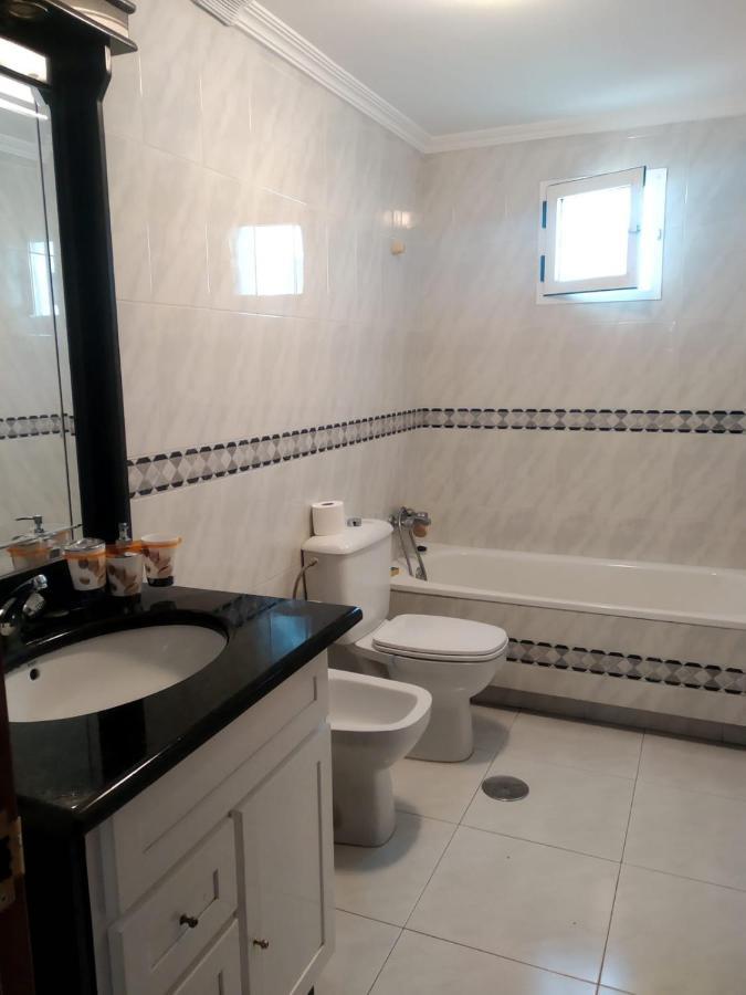 Amplio apartamento en Illa de Arousa, próximo a la playa Exterior foto